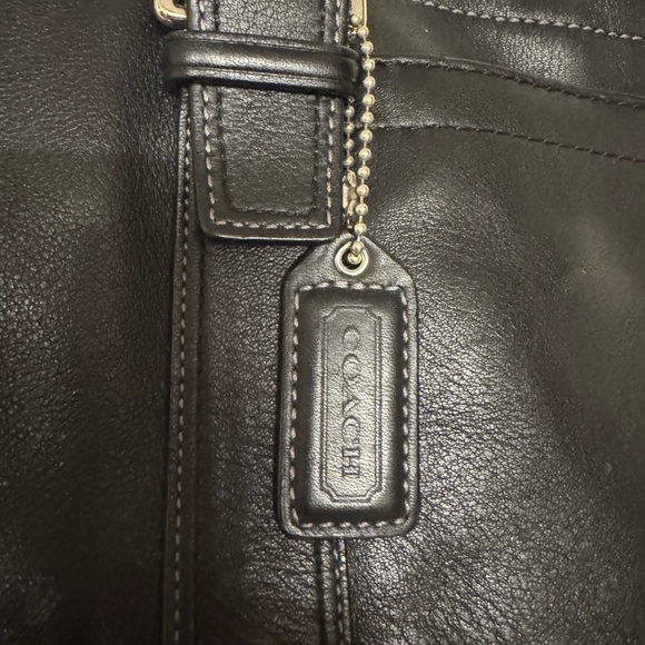 Coach Black Leather tote from early 2000 - Picture 2 of 11
